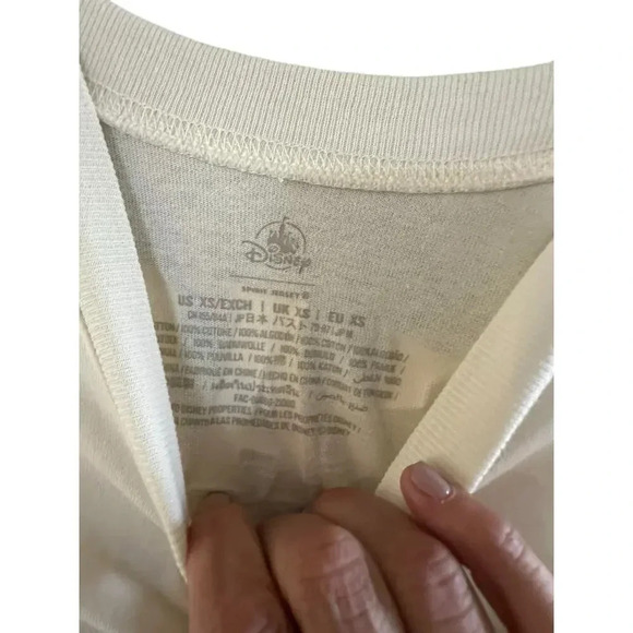 Disney Mickey Minnie Apple Orchard "Sweet as Pie" Spirit Jersey Size XS - Picture 6 of 6